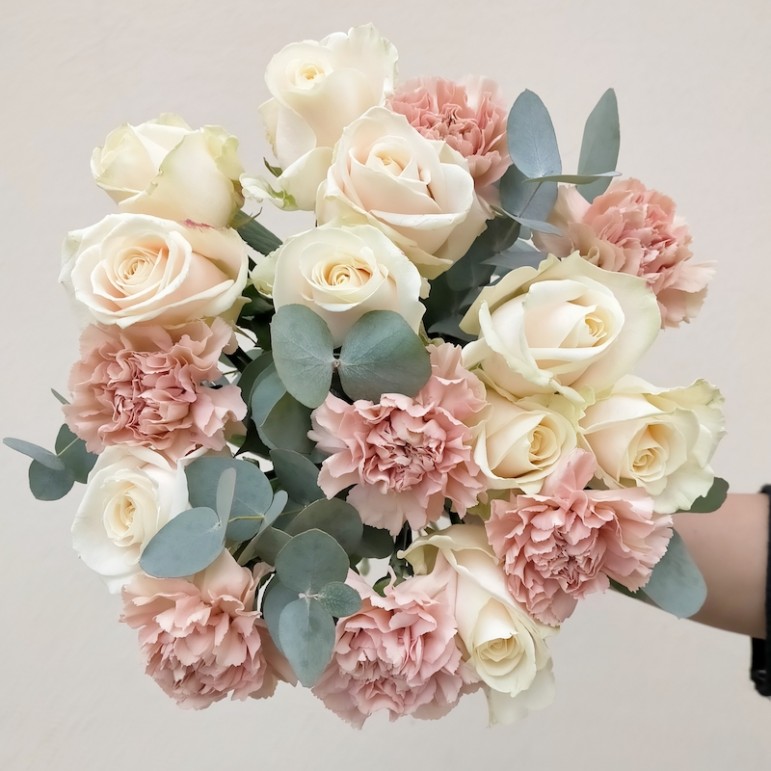 Bouquet Roses blanches - fleurs livré à Paris