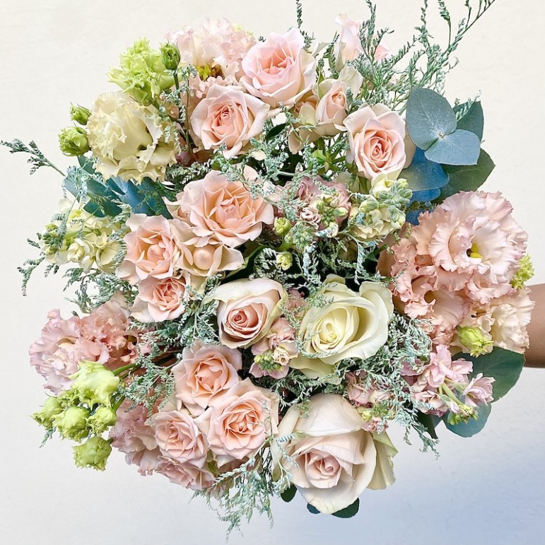 Bouquet rose tendre livré à Paris